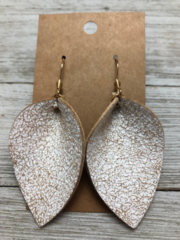 Crackled pinched white leather earrings
